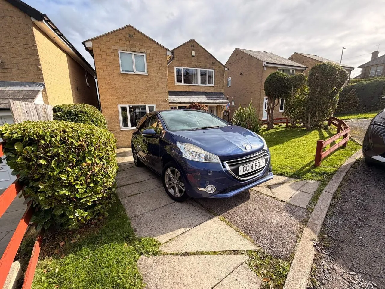 Peugeot 208 2014 photo 4