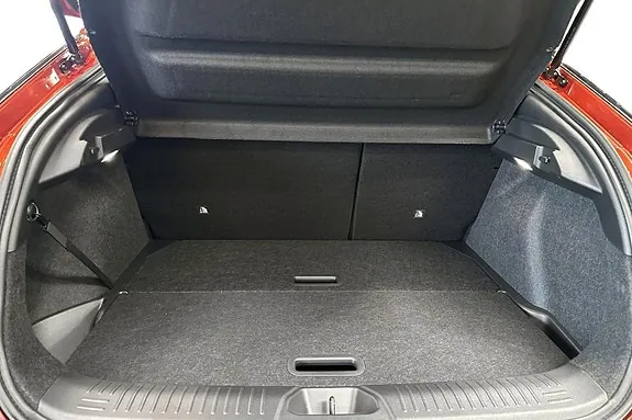 Nissan Leaf 2026 photo 5