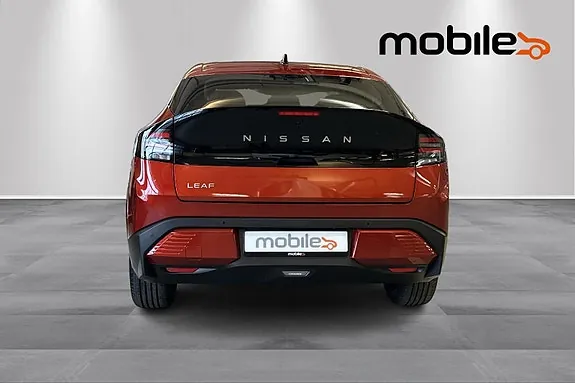 Nissan Leaf 2026 photo 4