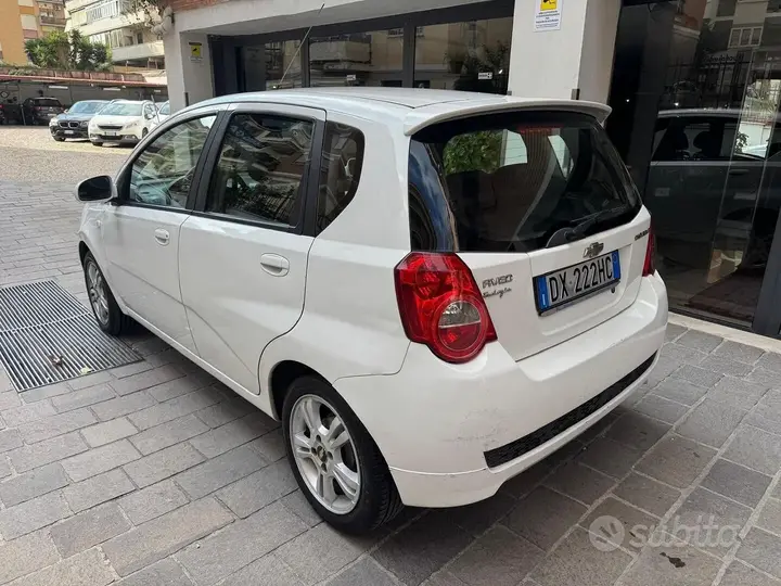 Chevrolet Aveo 2009 photo 4