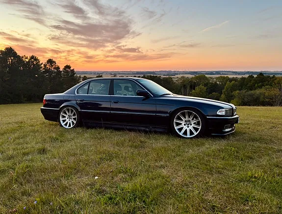 BMW 740I 1994 photo 3