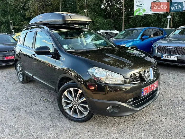 Nissan Qashqai+2 2011 photo 2