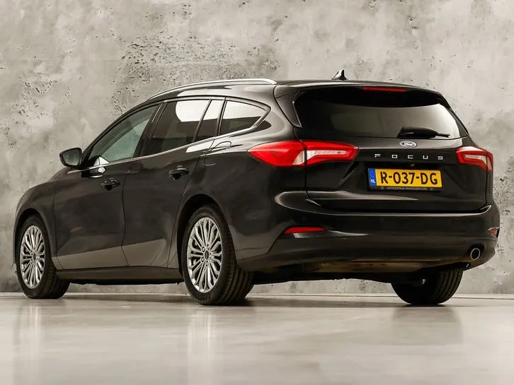 Ford Focus 2019 photo 3