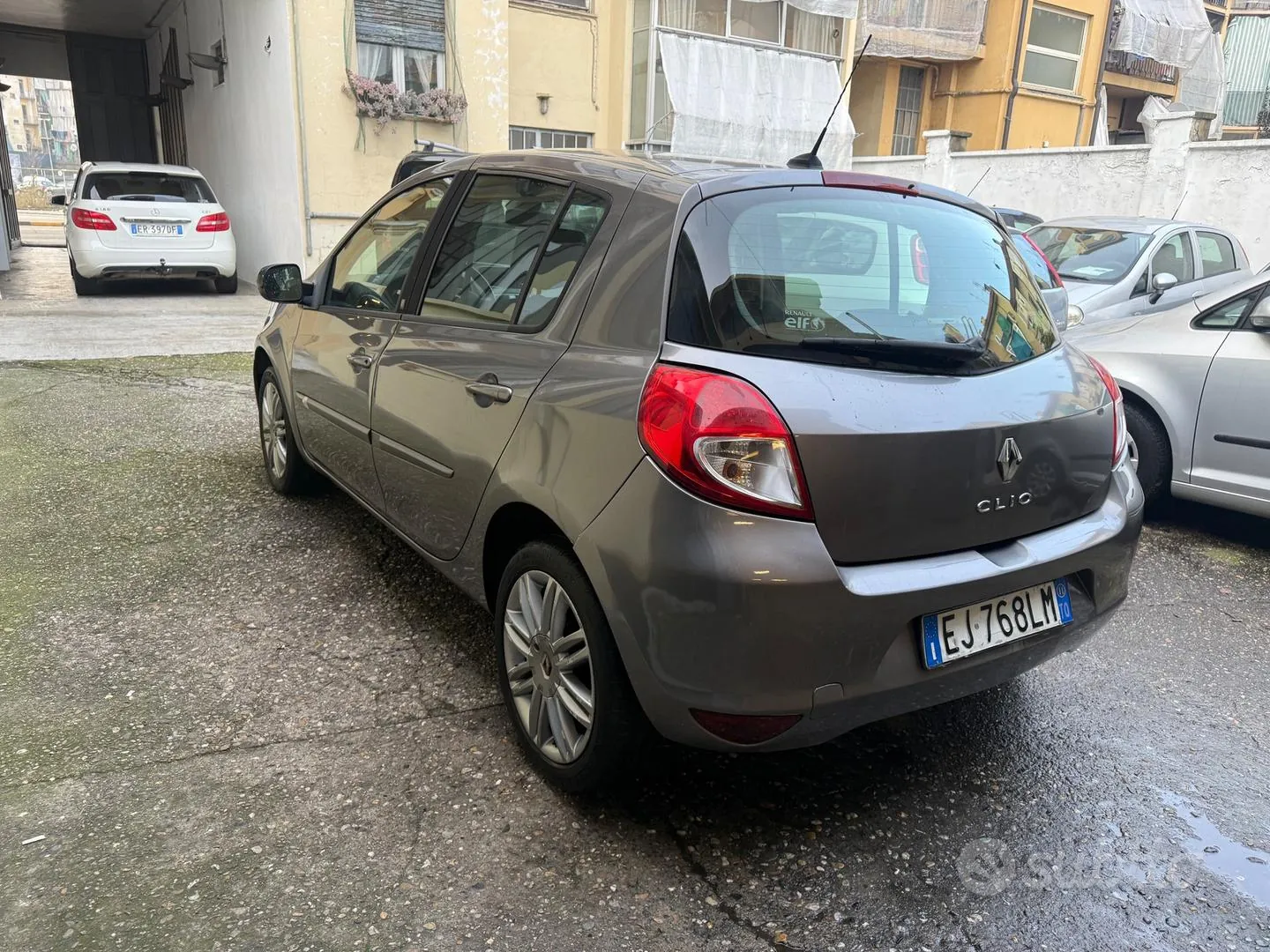 Renault Clio 2011 photo 4