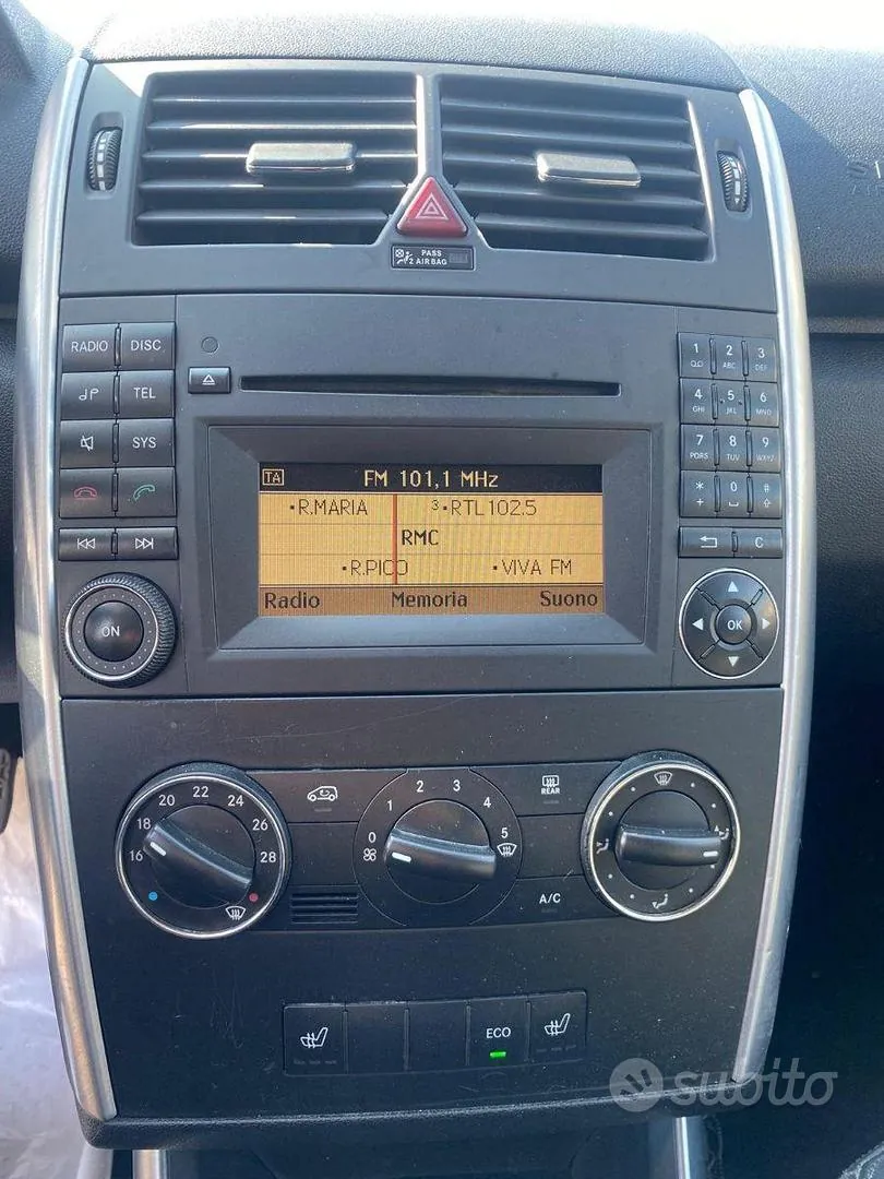 Mercedes-Benz A 2009 photo 4