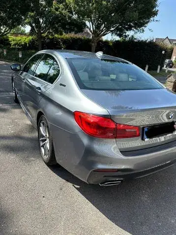 BMW 530E