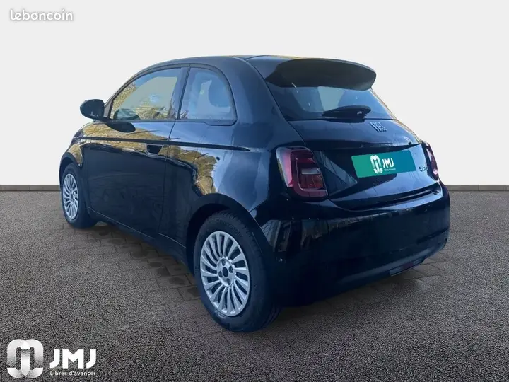 Fiat 500 2025 photo 2