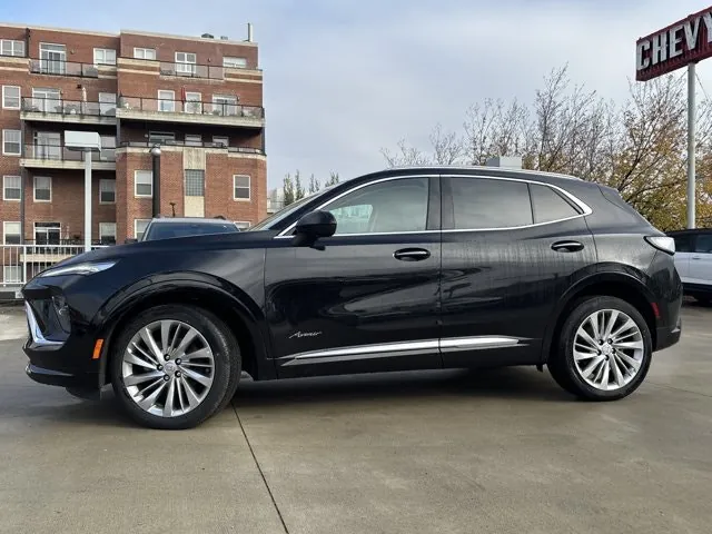 Buick Envision 2026 photo 2
