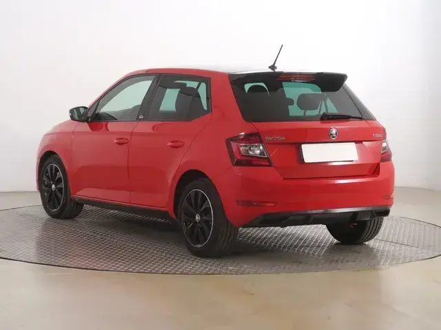 Skoda Fabia 2019 photo 3