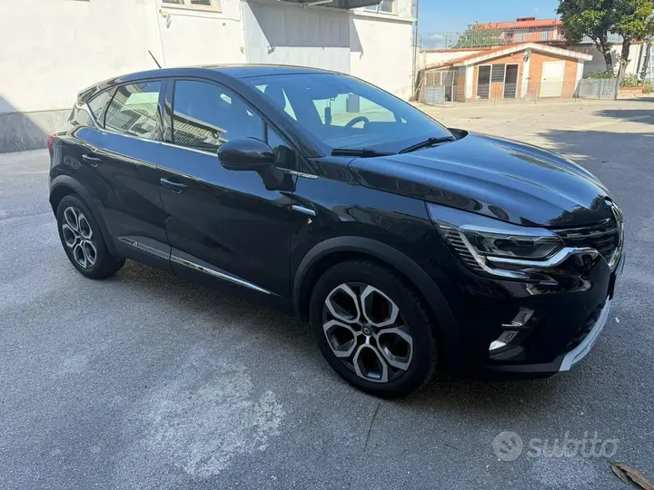 Renault Captur 2020 photo 2