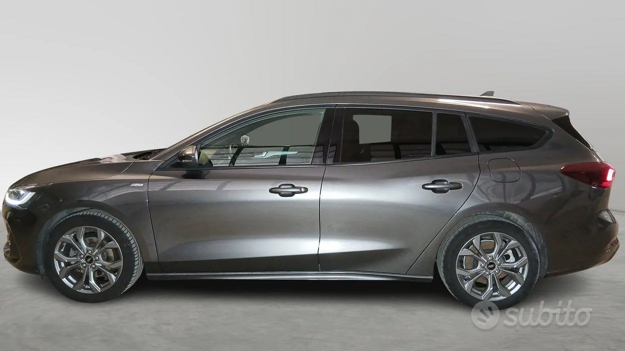 Ford Focus photo 3