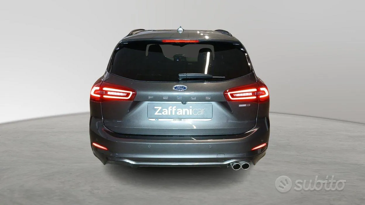 Ford Focus photo 5