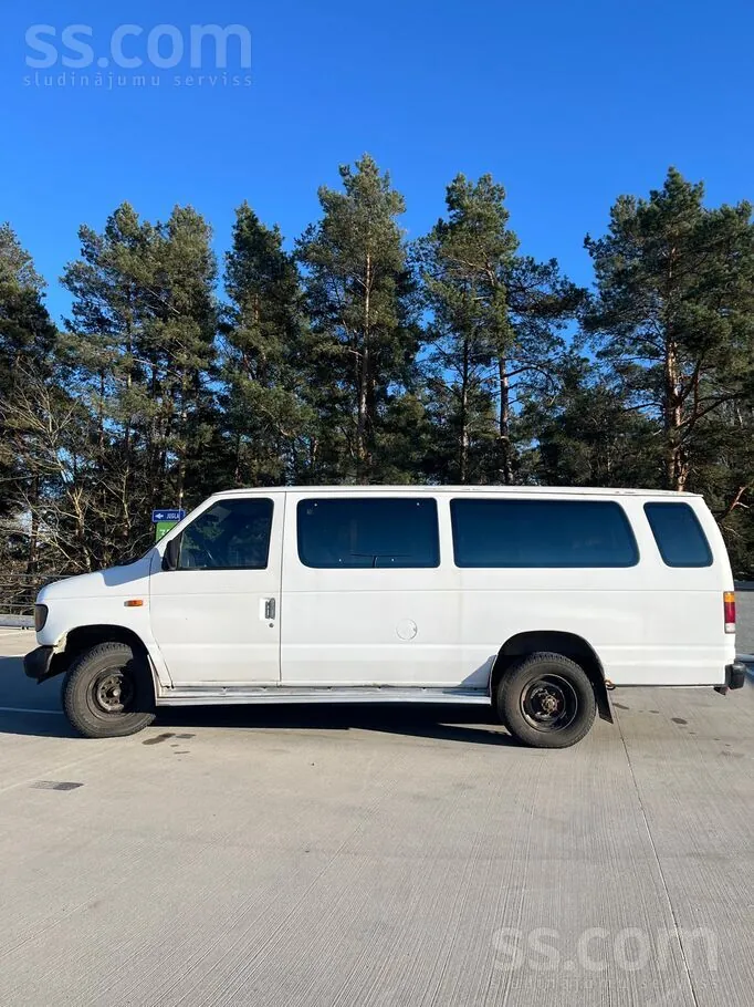 Ford Econoline 1993 photo 3