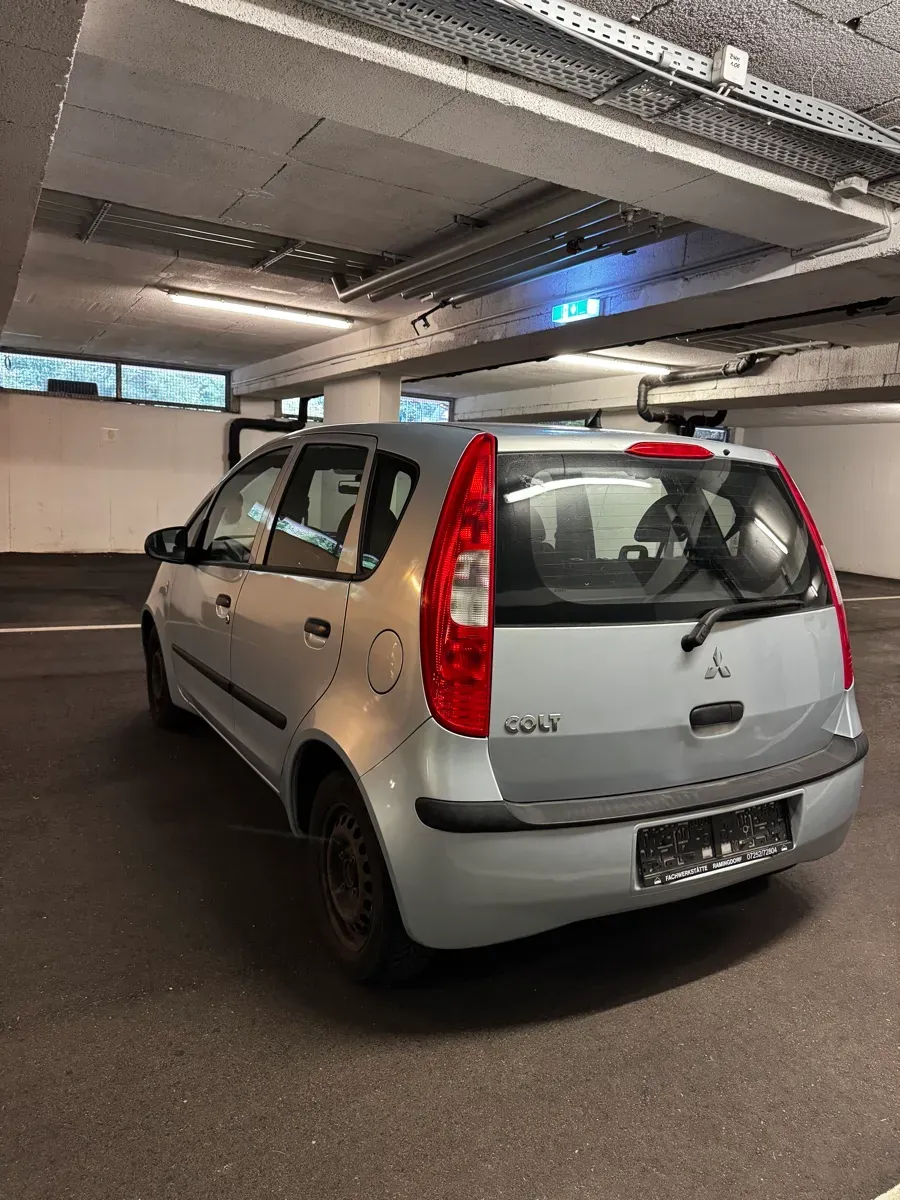 Mitsubishi Colt 2007 photo 3