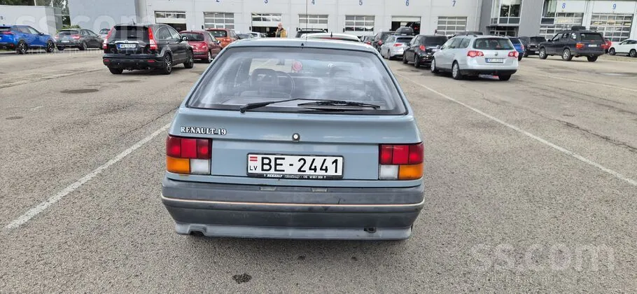 Renault 19 1989 photo 4