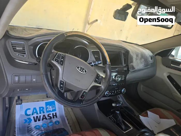 Kia Cadenza 2012 photo 2