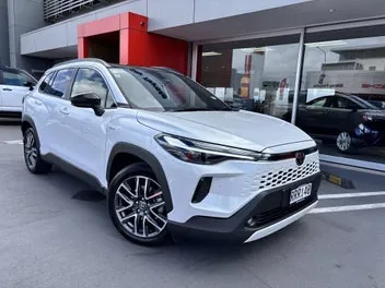Toyota Corolla Cross 2026 photo 2