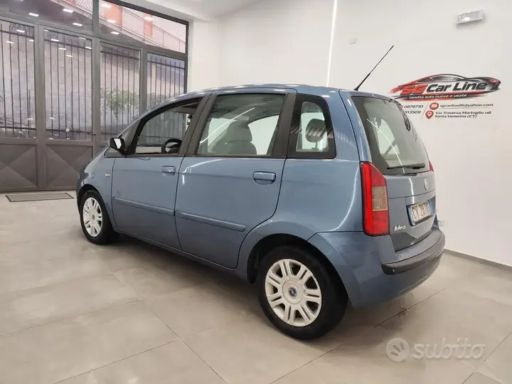 Fiat Idea 2005 photo 4