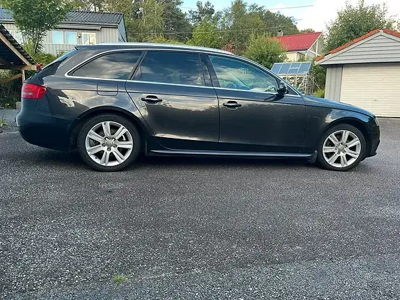 Audi A4 2012 photo 5