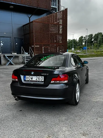 BMW 120D 2009 photo 3