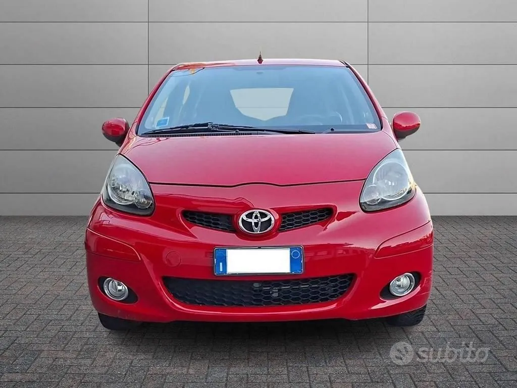 Toyota Aygo 2011 photo 5
