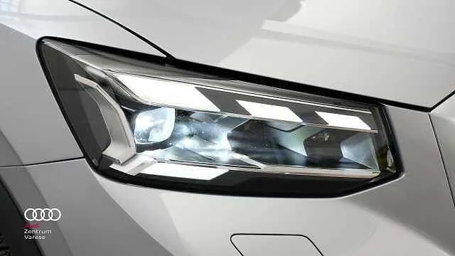 Audi Q2 2021 photo 2
