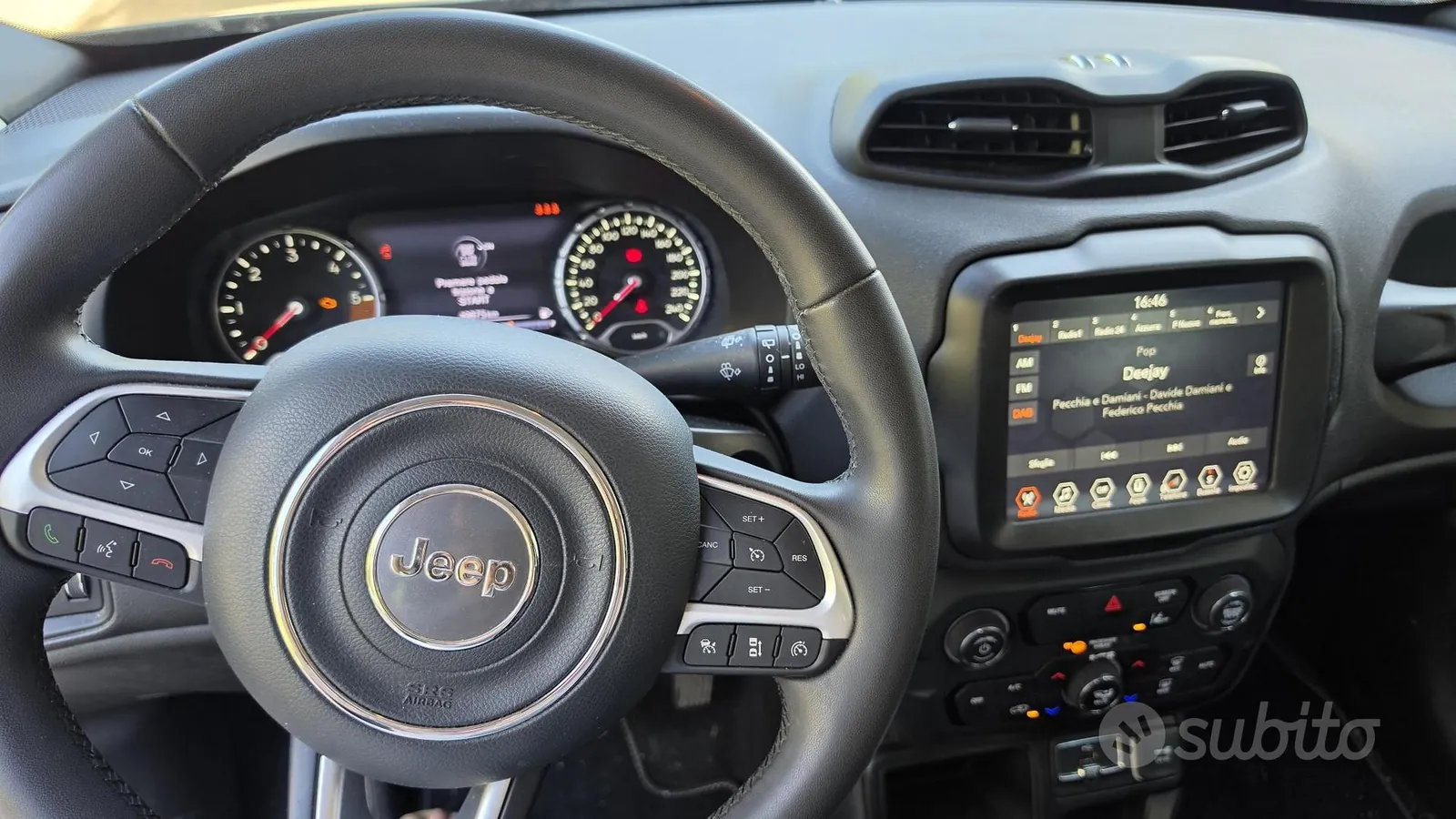 Jeep Renegade 2023 photo 3