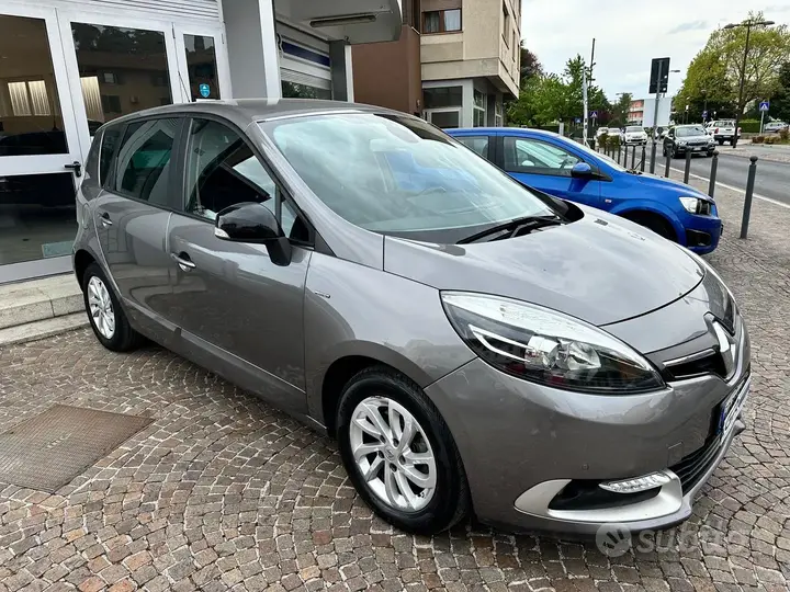 Renault Scenic 2016 photo 3