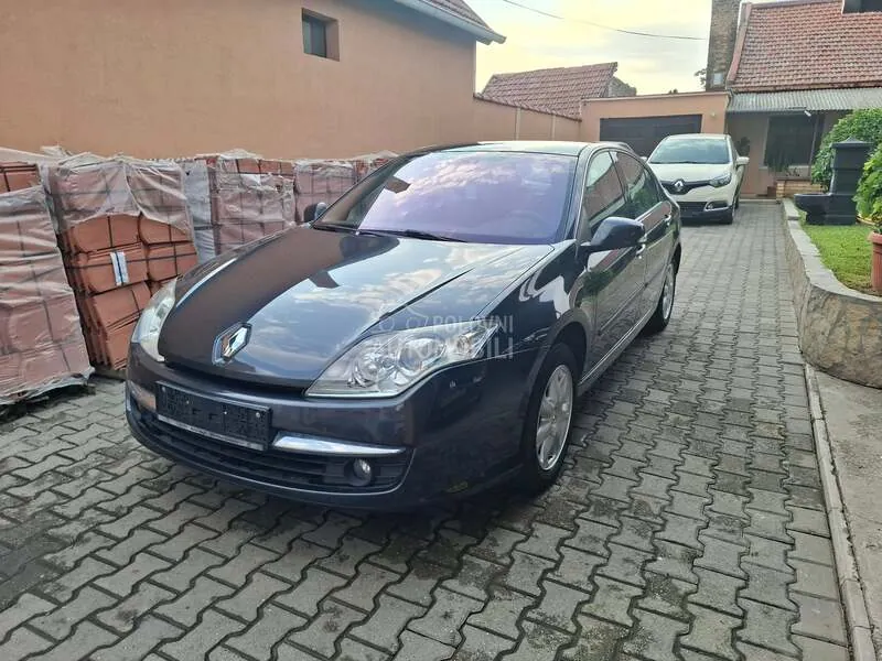 Renault Laguna 2010 photo 3