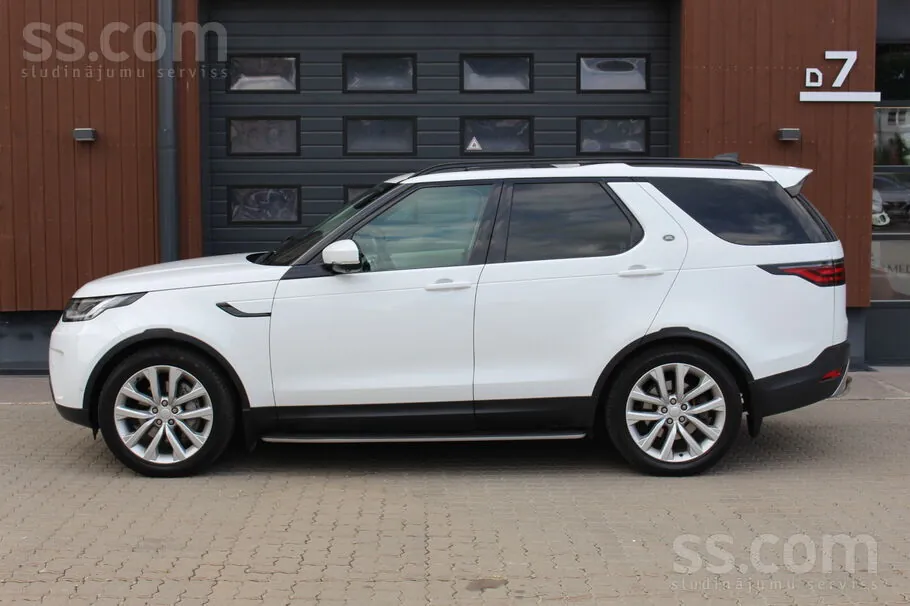 Land Rover Discovery 2021 photo 3