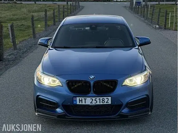 BMW M235I 2016 photo 2