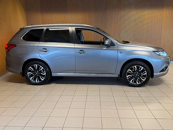 Mitsubishi Outlander 2016 photo 3