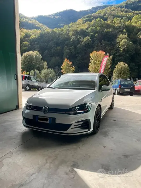 Volkswagen Golf Gti