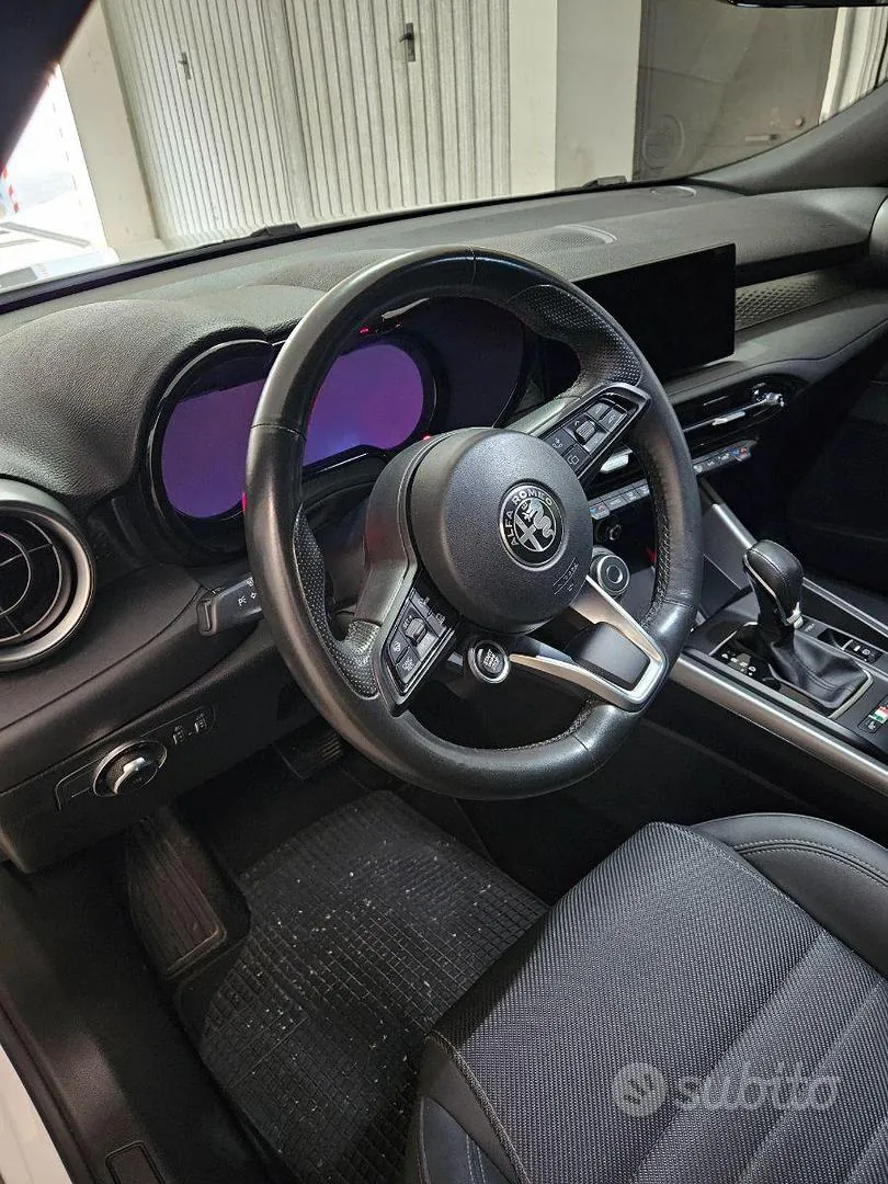 Alfa Romeo Tonale 2023 photo 4