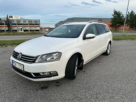 Volkswagen Passat 2012 photo 3