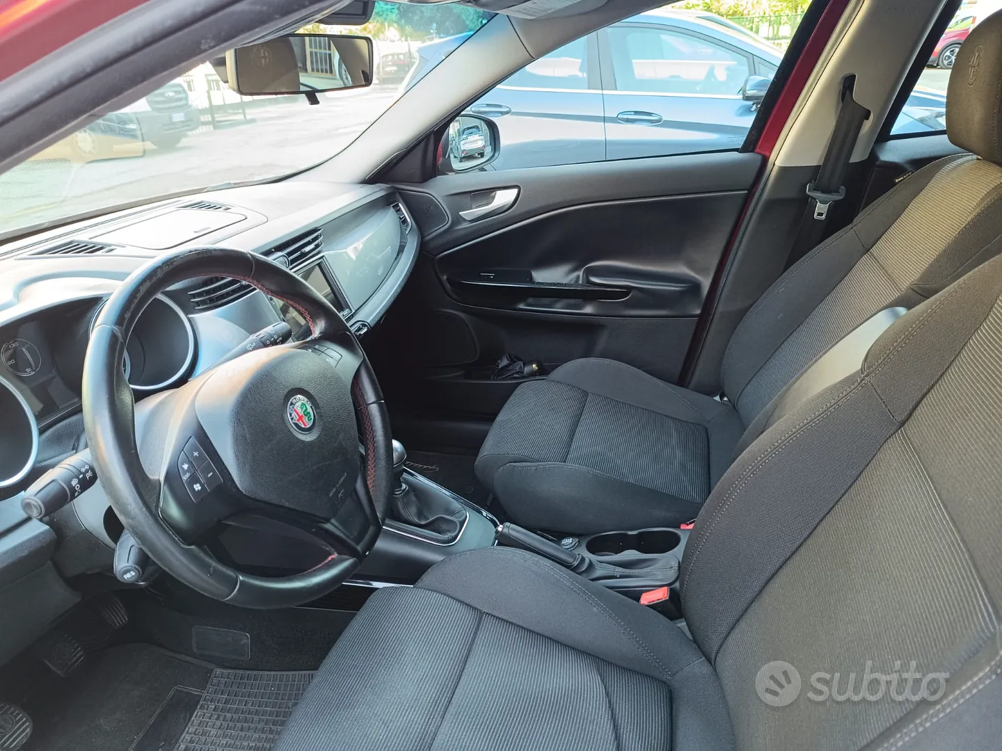 Alfa Romeo Giulietta 2011 photo 3