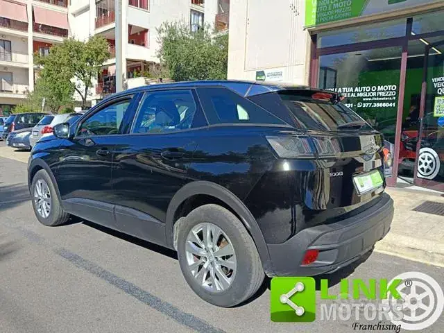 Peugeot 3008 2021 photo 3