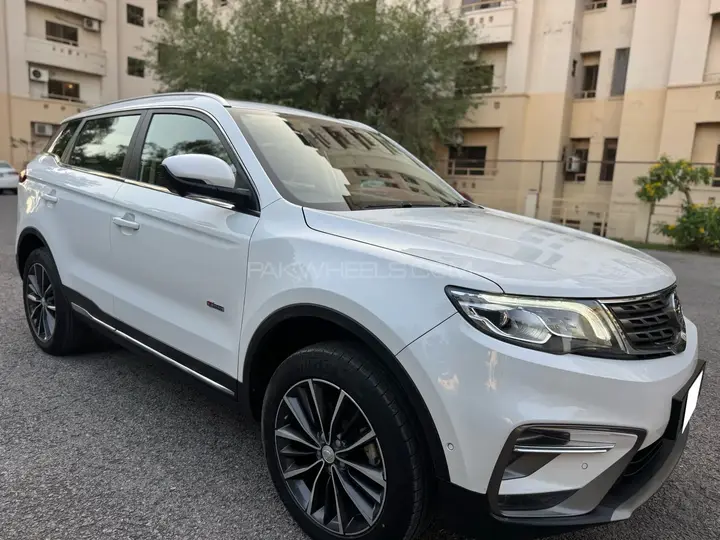 Proton X70