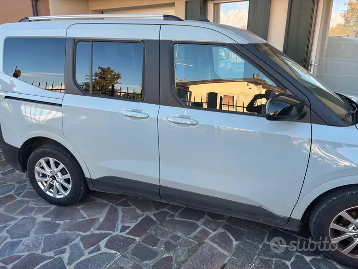 Ford Tourneo 2025 photo 2