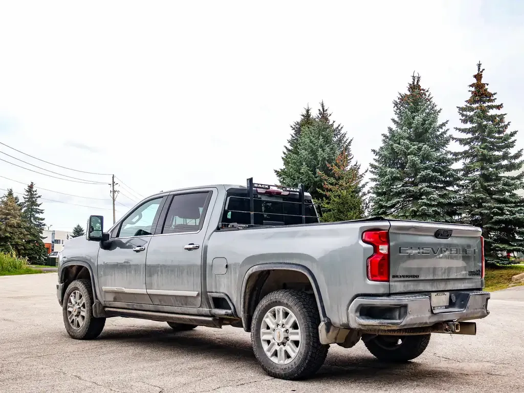 Chevrolet Silverado 2500 2024 photo 3