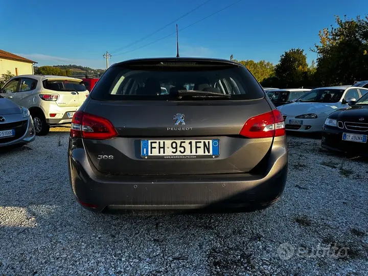 Peugeot 308 2017 photo 5