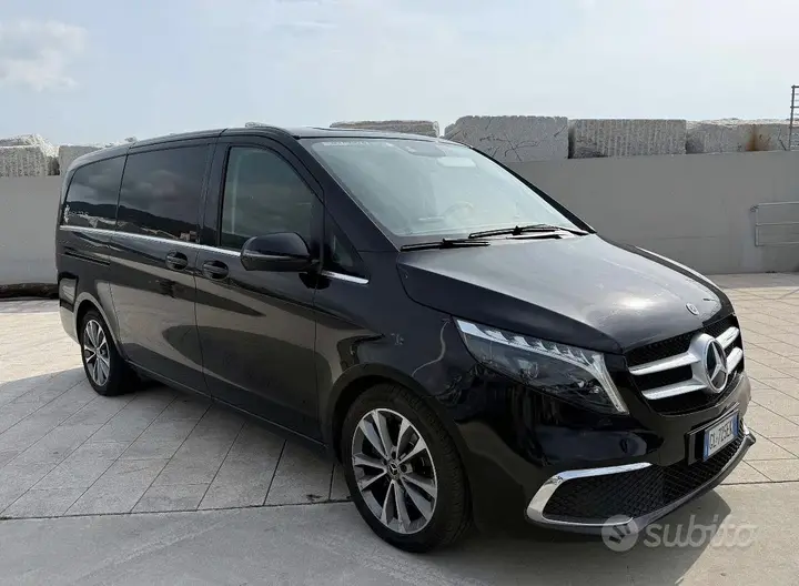 Mercedes-Benz V-Class 2023 photo 3