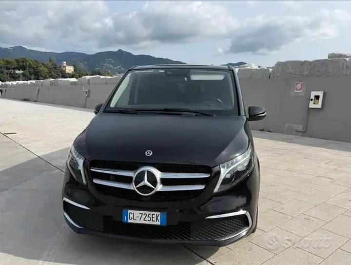 Mercedes-Benz V-Class