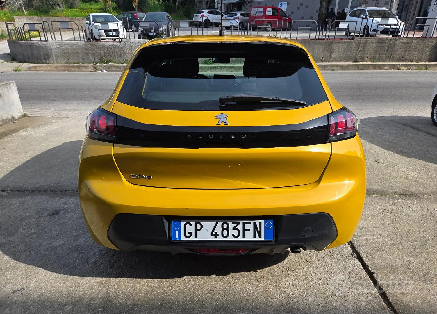 Peugeot 208 2023 photo 4