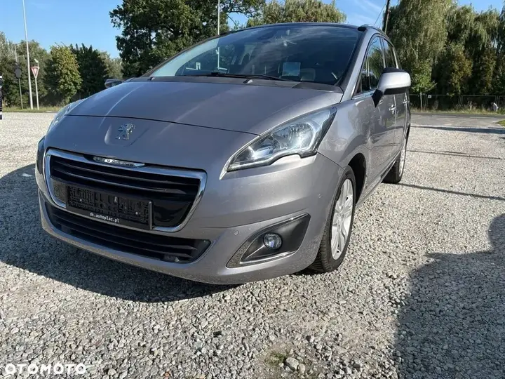Peugeot 5008 2015 photo 2