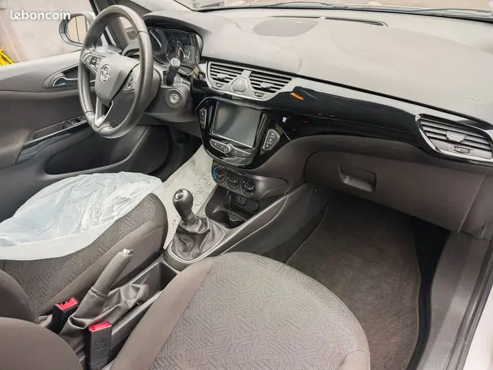 Opel Corsa 2018 photo 2