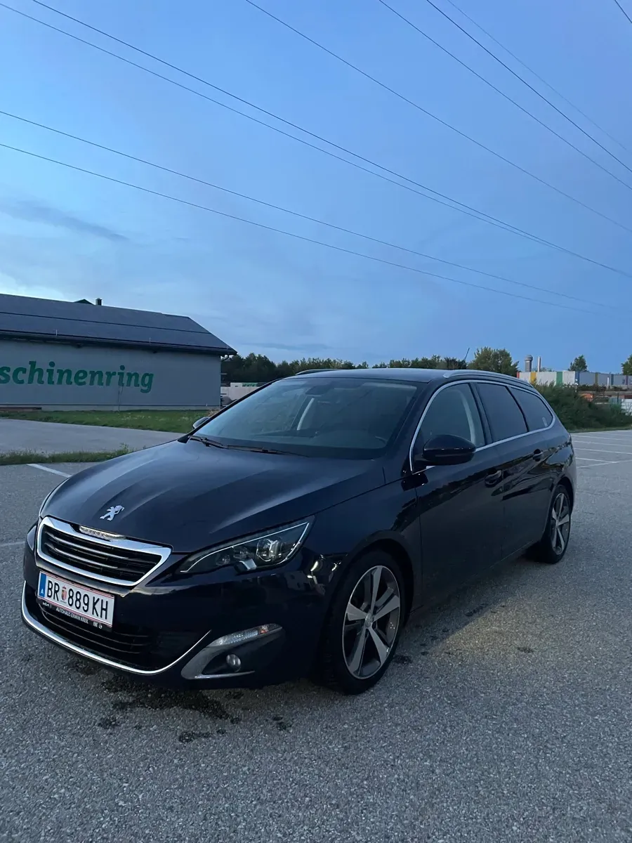 Peugeot 308 2017 photo 2