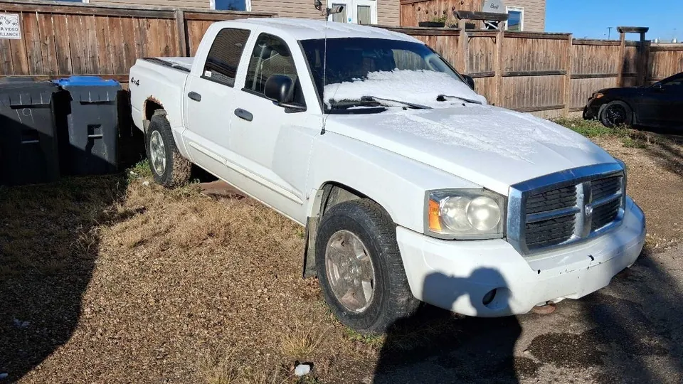 Dodge Dakota 2005 photo 2