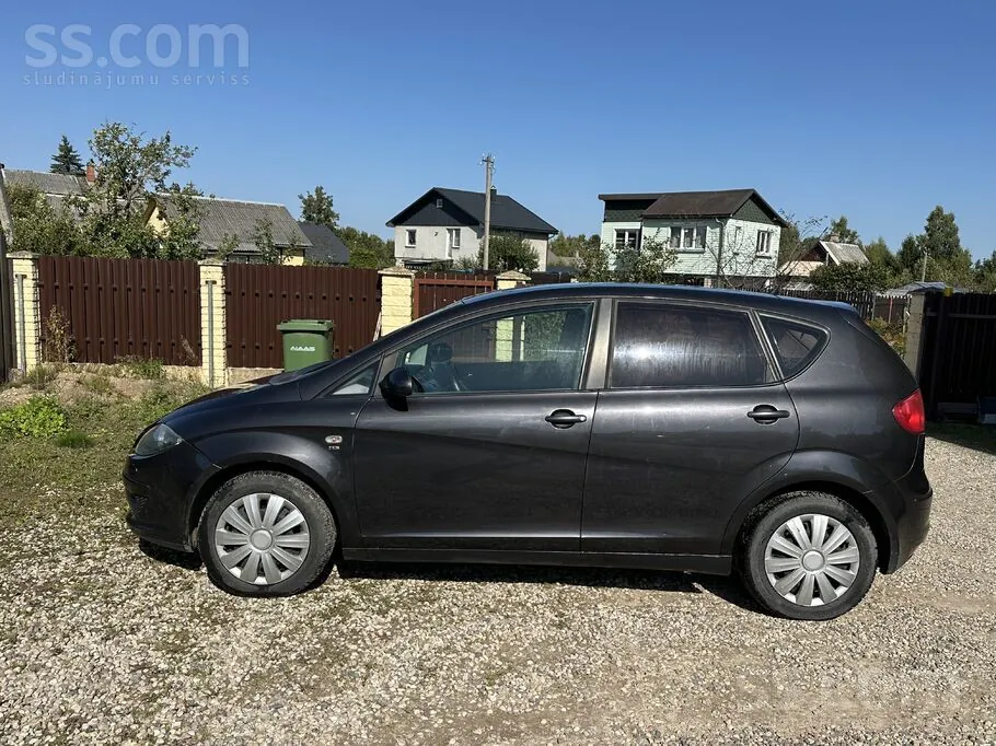 Seat Altea 2005 photo 2