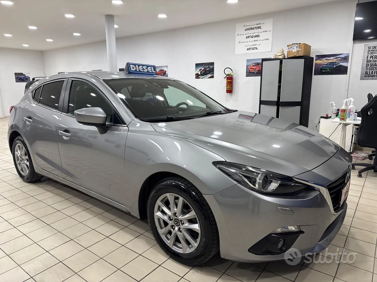 Mazda 3 2016 photo 2